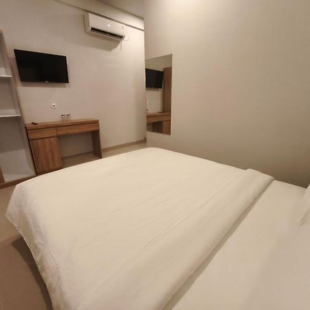 Lushy Hostel Nusa Penida Toyapakeh Buitenkant foto